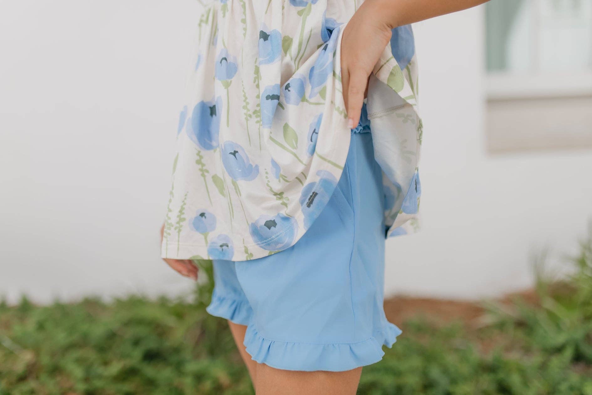 Girls Periwinkle Floral Ruffle Pocket Spring Short Set - Tiny Tots Boutique